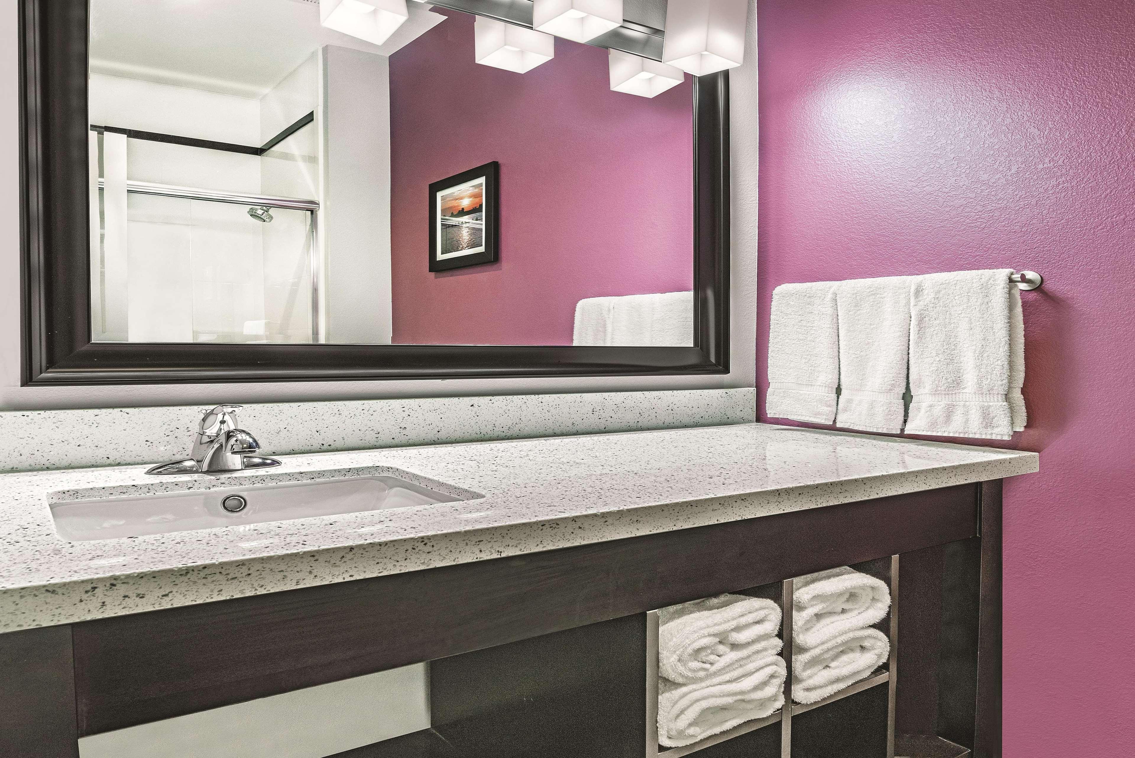La Quinta By Wyndham Dallas Grand Prairie North Экстерьер фото