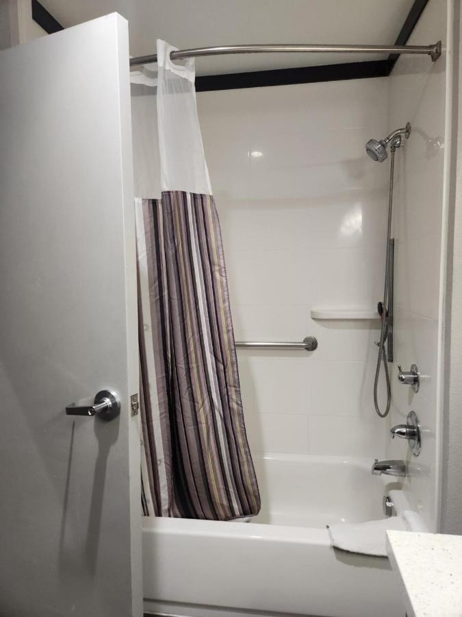 La Quinta By Wyndham Dallas Grand Prairie North Экстерьер фото